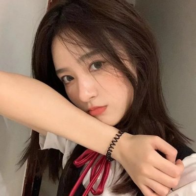接近无限的白封面